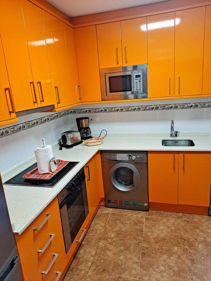 Benedicto Apartment Ajo